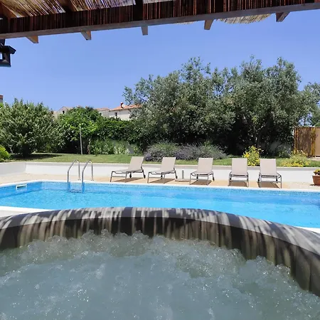 Villa John *